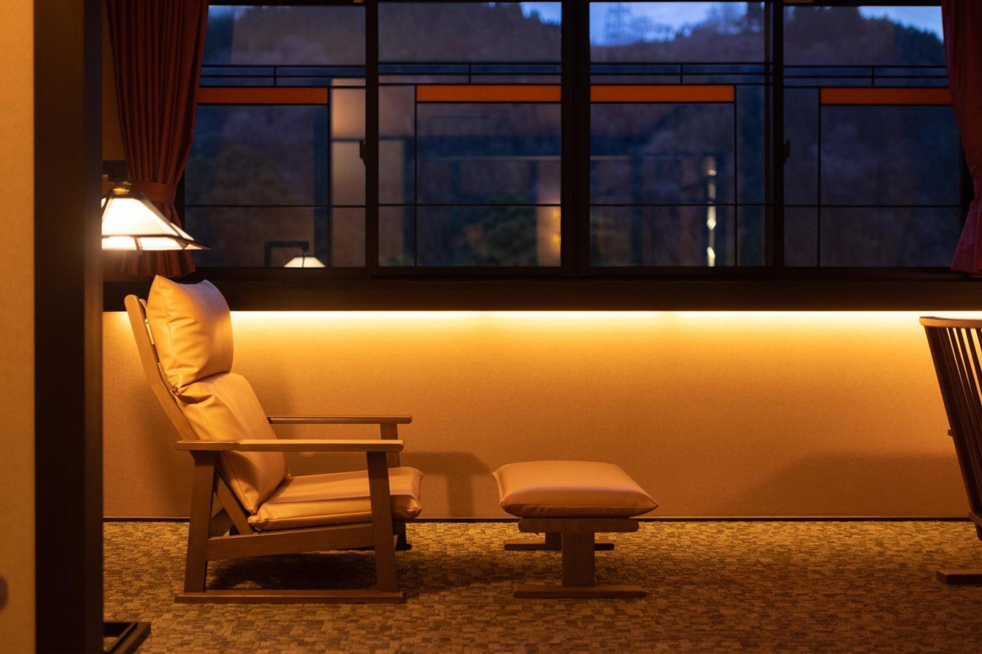 Sanrakuen Hotel Tonami Bagian luar foto