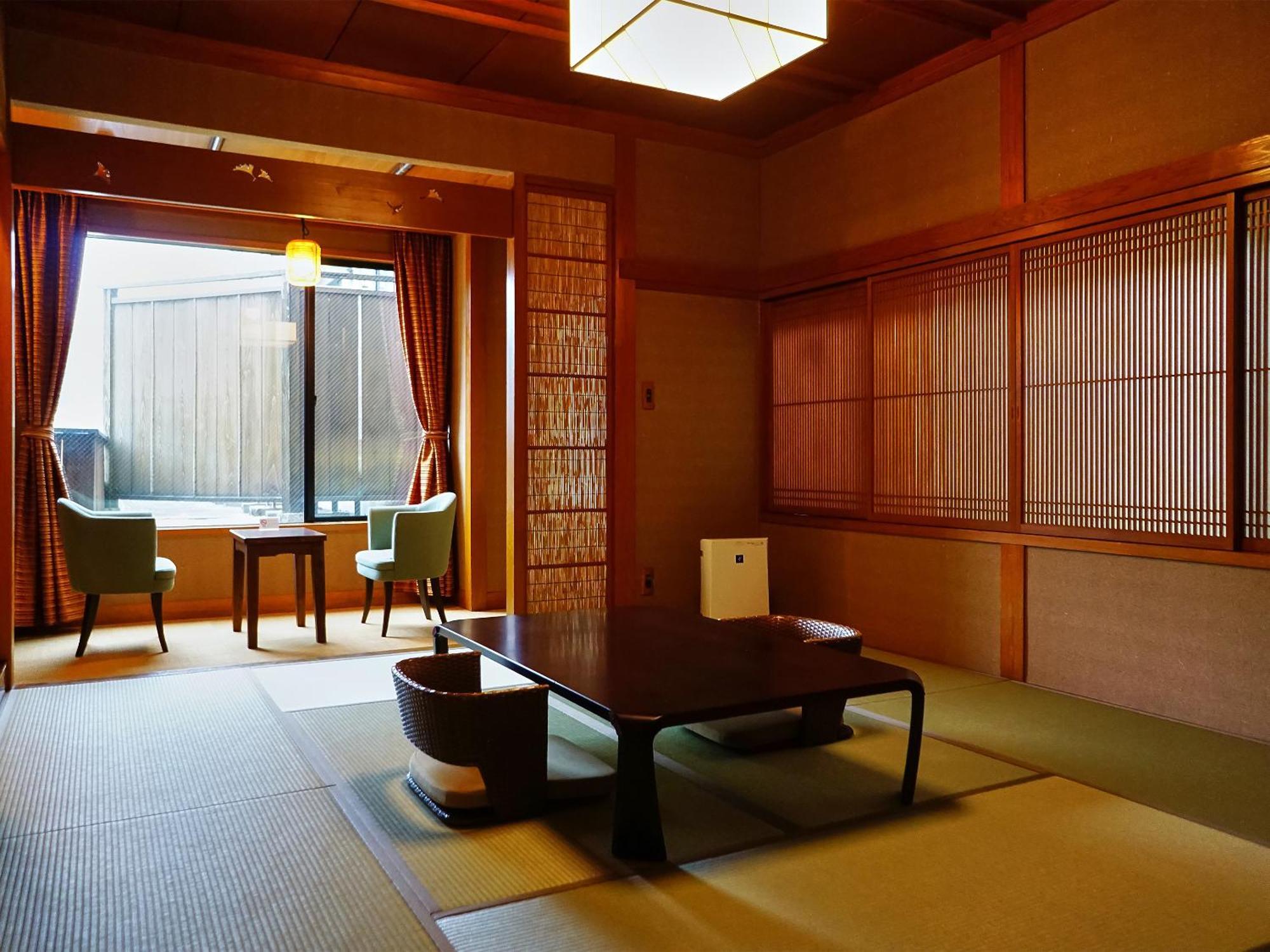 Sanrakuen Hotel Tonami Ruang foto
